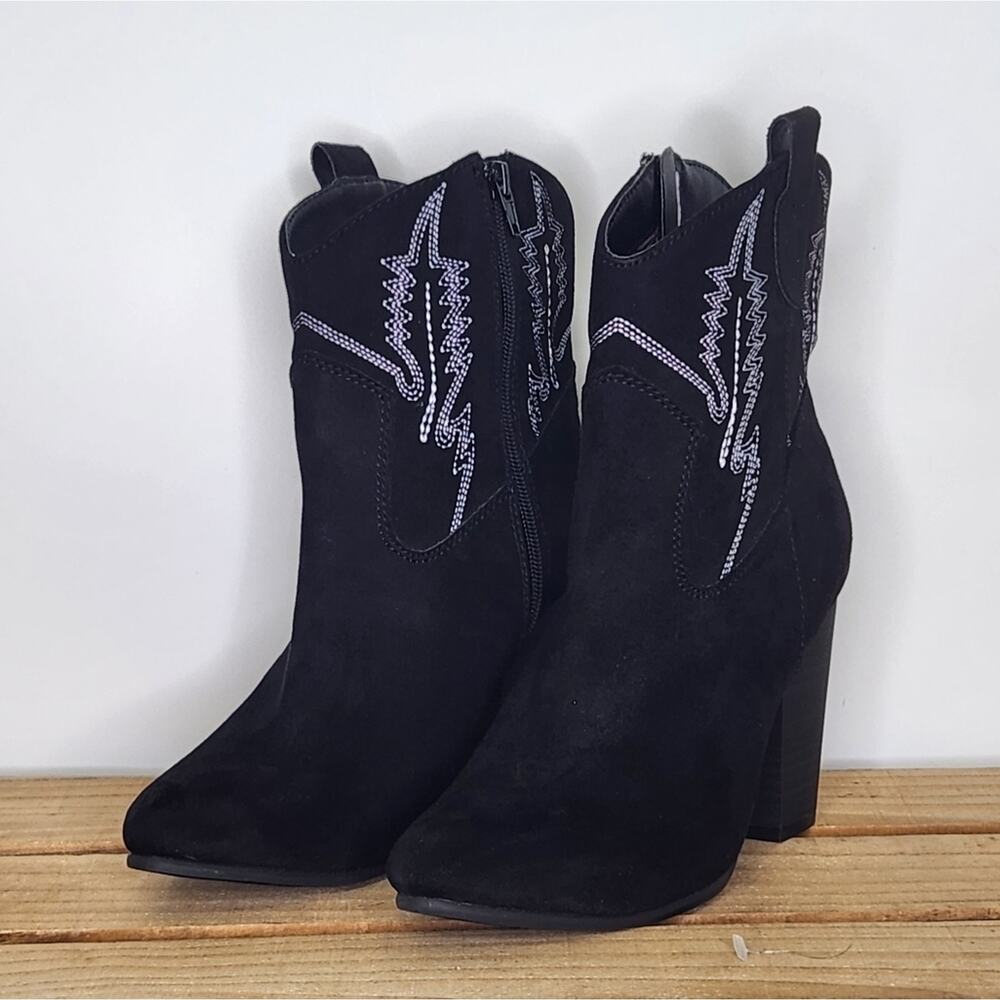 Code West Boots black size 8.5M
